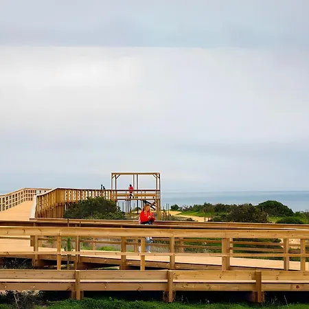 A Casa E A Da Ana * Λάγος