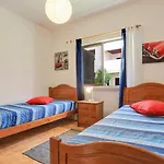 A Casa E A Da Ana