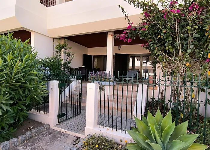 A Casa E A Da Ana Lagos